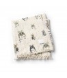 Příjemná dvojvrstvá bavlněná deka o rozměru 70x100cm ve smetanové barvě a dekoru lesní myšky.